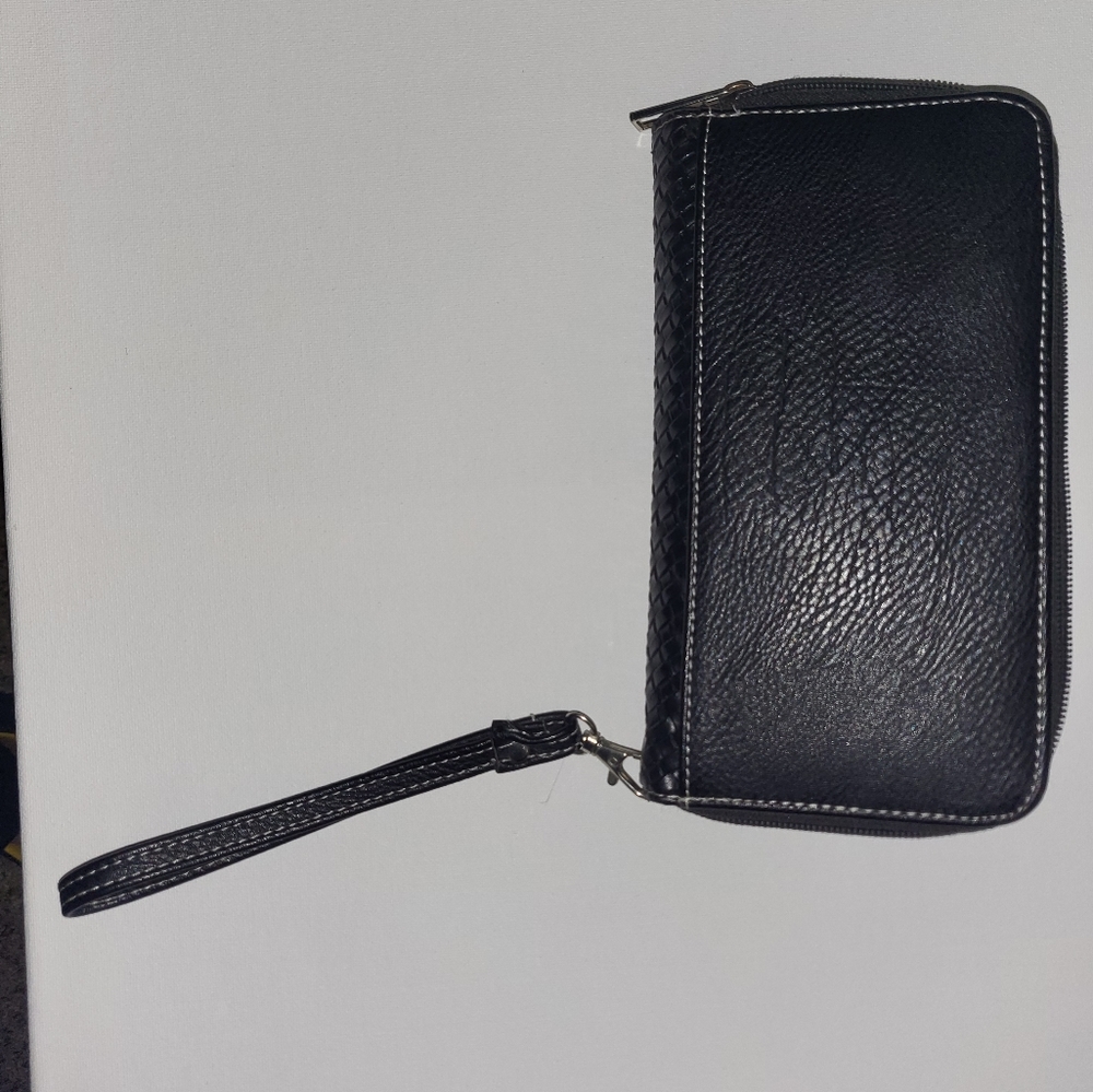 Beaded Wallet - Picture 3 of 3